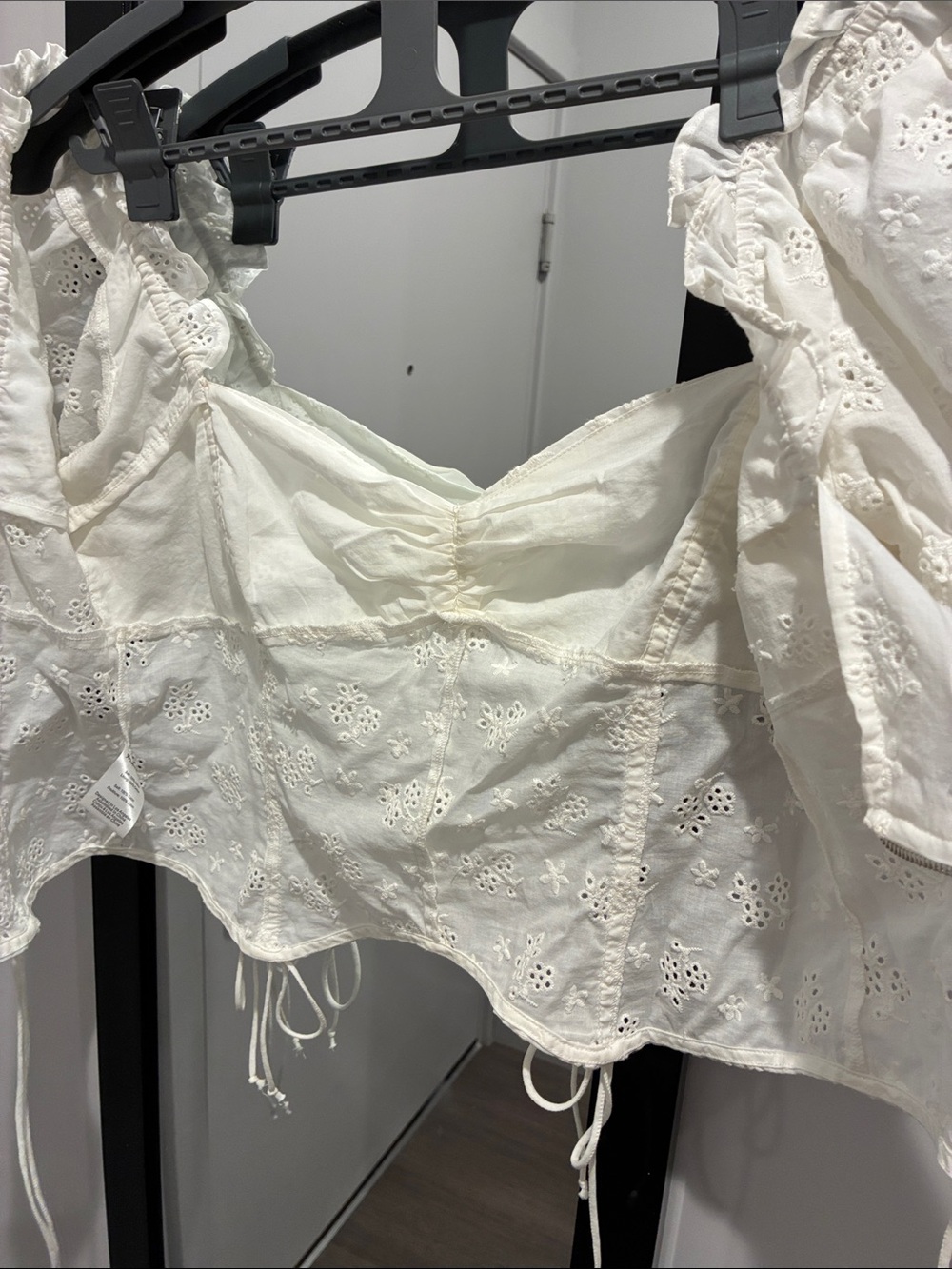 For Love & Lemons White Eyelet Puff-Sleeve Crop Top (moving-sale) - Picture 6 of 13